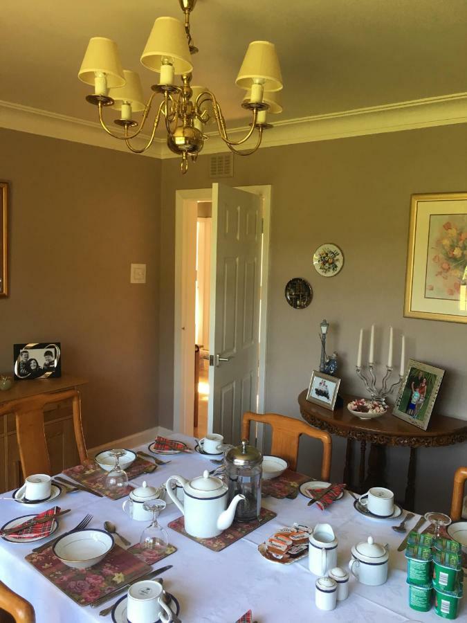Rose Villa Bed And Breakfast Форфар Екстер'єр фото